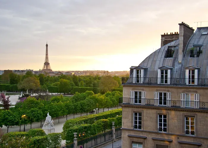 Hotel Regina Louvre Paris