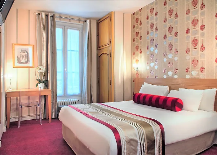 Hotel Romance Malesherbes By Patrick Hayat Pariisi