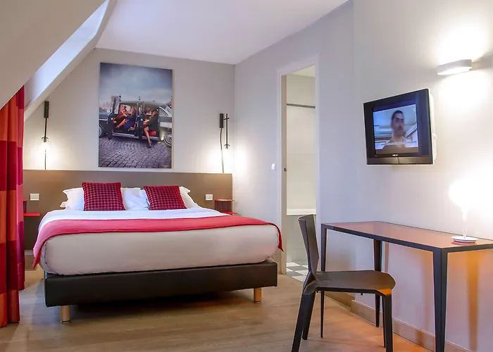 Hotel Zelie Champs-Elysees Paris