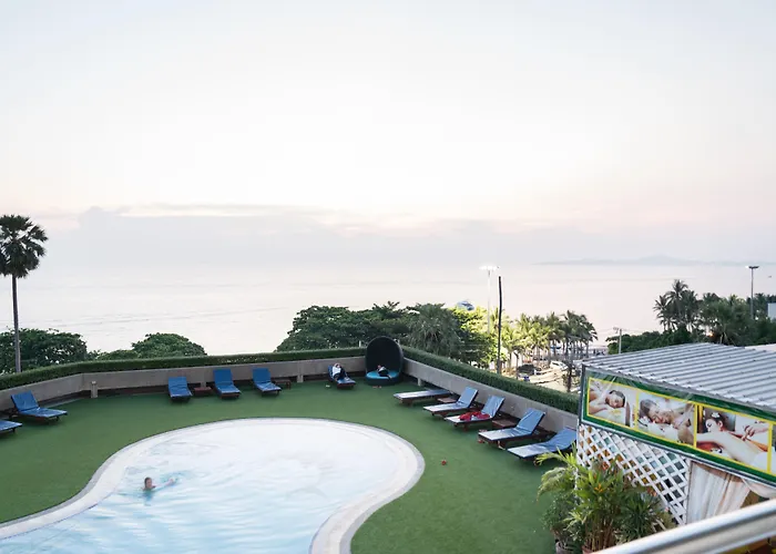 HotellGrand Jomtien Palace - Sha Extra Plus