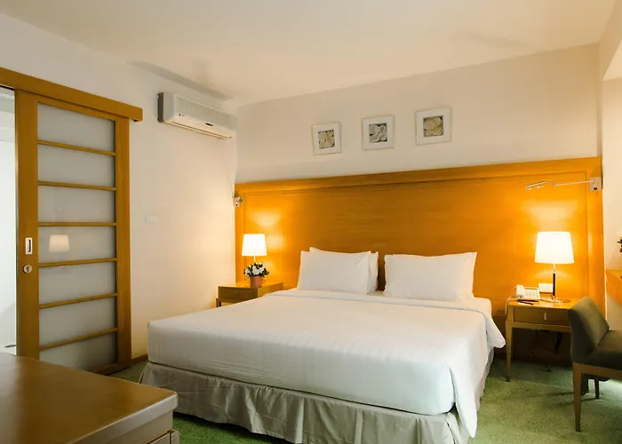 At Ease Saladaeng By Aetas Hotell Bangkok