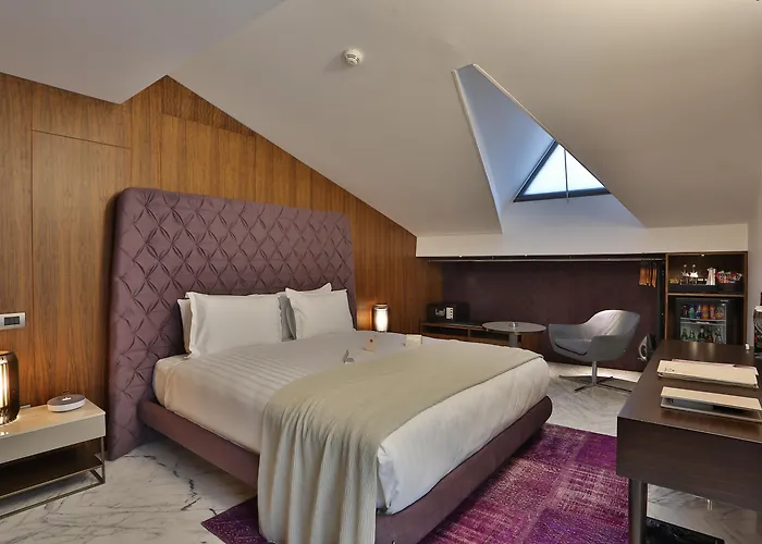 HotellDosso Dossi s & Spa Downtown