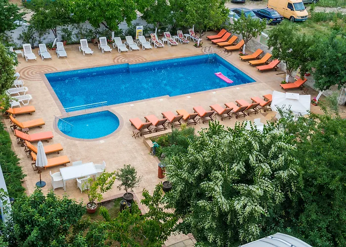 Hotel Central Slăntjev Brjag