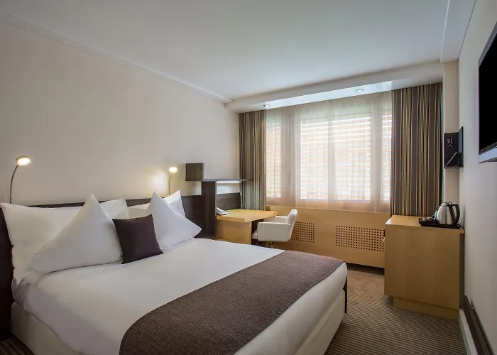 Crowne Plaza Zuerich By Ihg Hotell