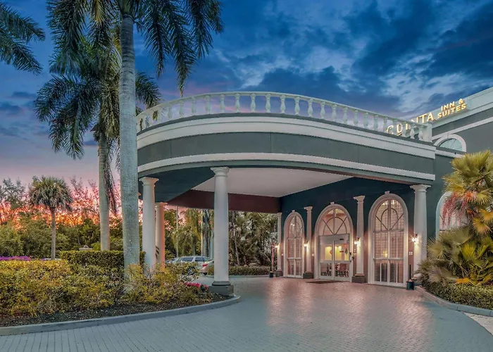 La Quinta By Wyndham Naples Downtown Hotell