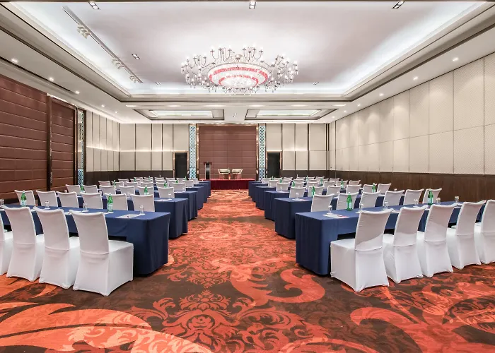 Crowne Plaza New Delhi Rohini By Ihg Hotell