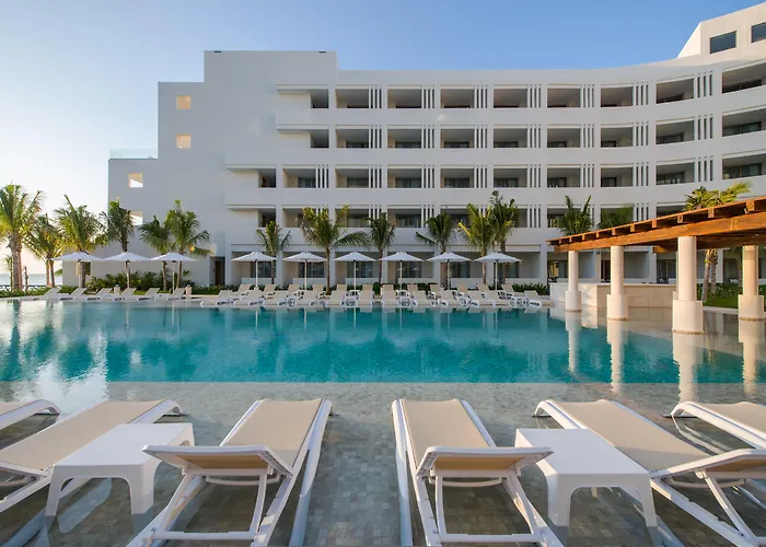 HotellIzla Beach Front