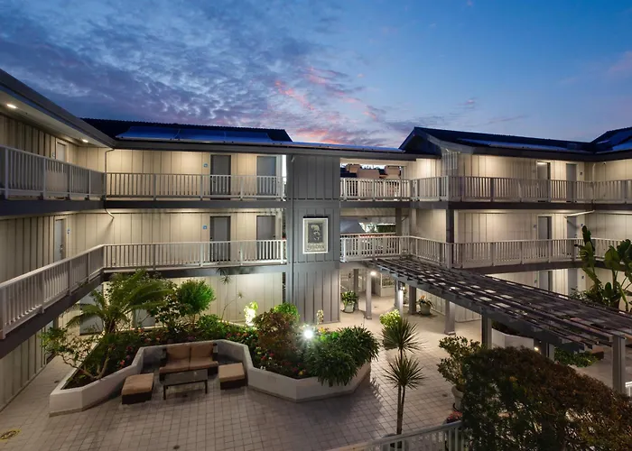 Holiday Inn Express Monterey - Cannery Row By Ihg
