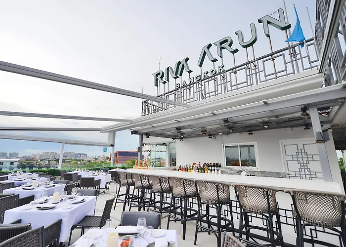 Riva Arun Bangkok Hotell