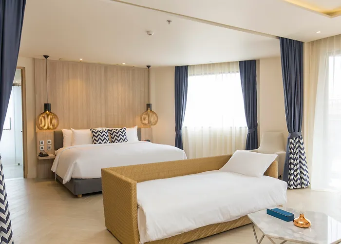 The Sis Kata Resort - Adult Only