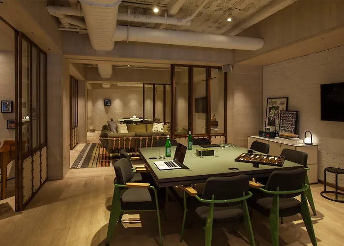 Moxy Nyc Times Square Hotell New York