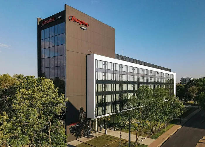 Hampton By Hilton Warsaw Reduta Hotell