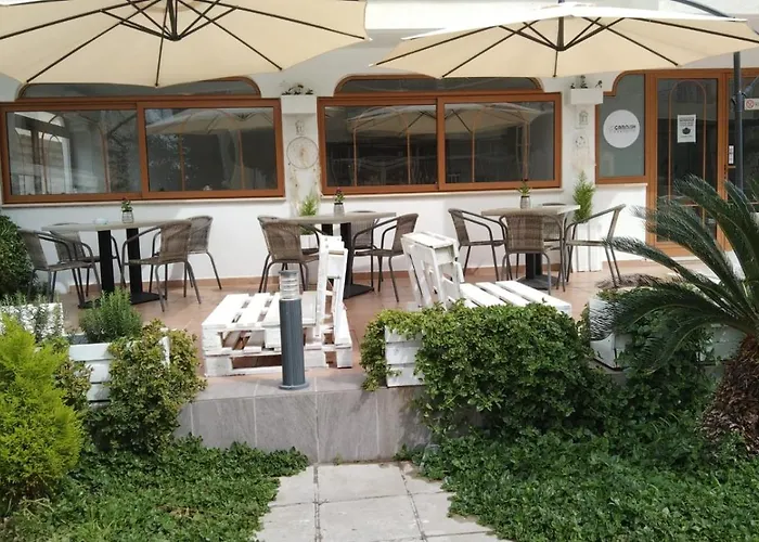 La Veranda Hotel Larnaca