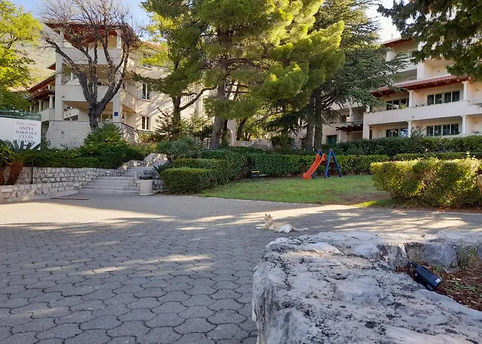 Aparthotel Plat Mlini
