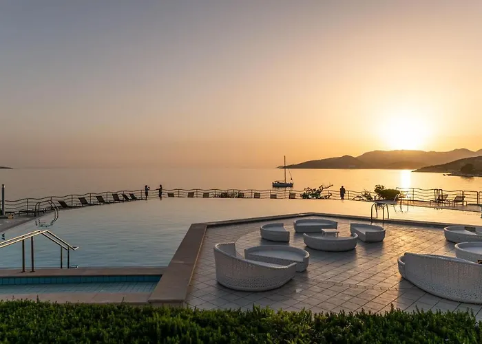Aparthotel Plat Mlini