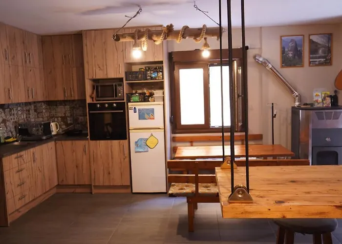 Studios Arabas Thessaloníki