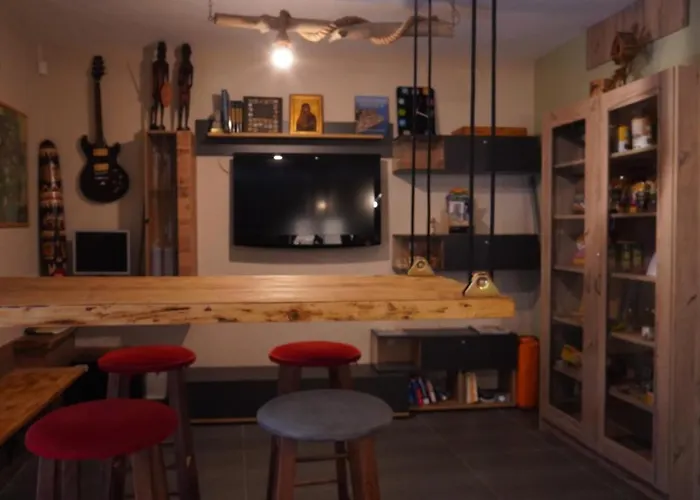 Studios Arabas Thessaloníki