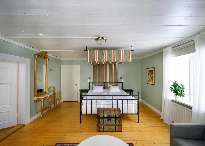 Ölme Prästgård Gästgiveri Kristinehamn