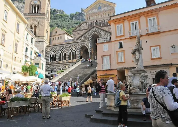 La Piazzetta Hotell Amalfi