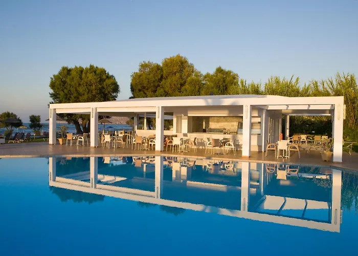 HotellGeraniotis And Resort