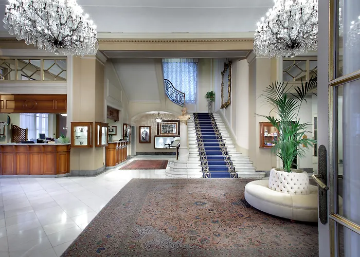 Eurostars Hotel Excelsior Neapel