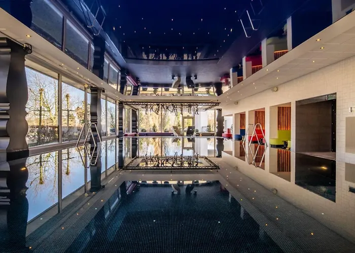 Crowne Plaza Antwerpen By Ihg Hotell