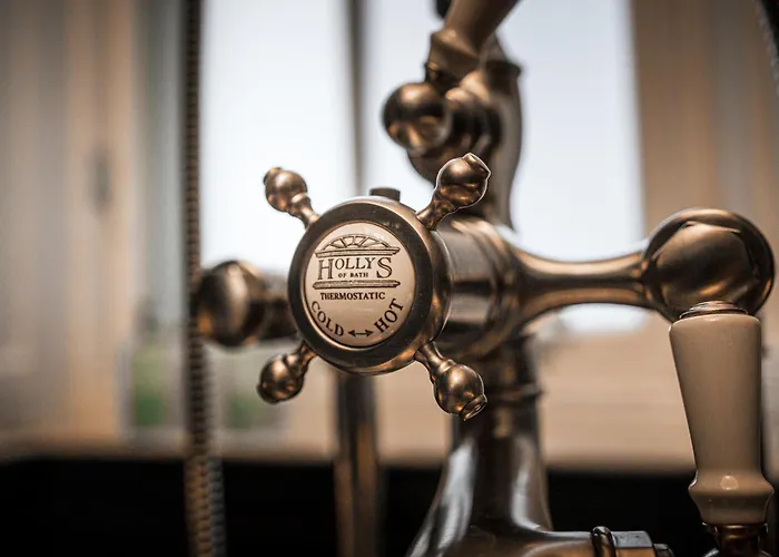 The Alamo Guest House Glasgow