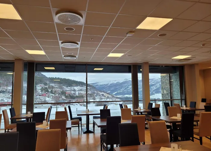 Dombåstun Motel