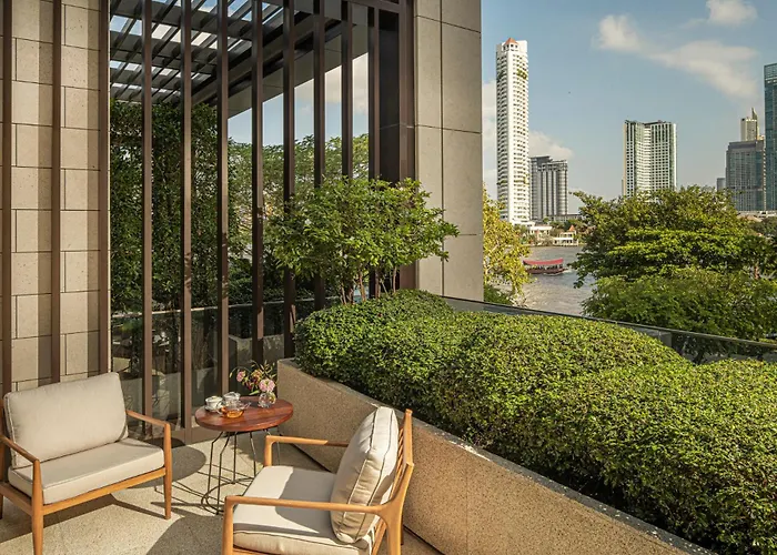 HotellFour Seasons Bangkok At Chao Phraya River