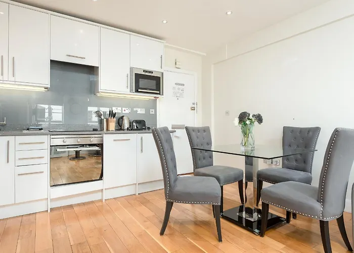 Nell Gwynn House Apartment London