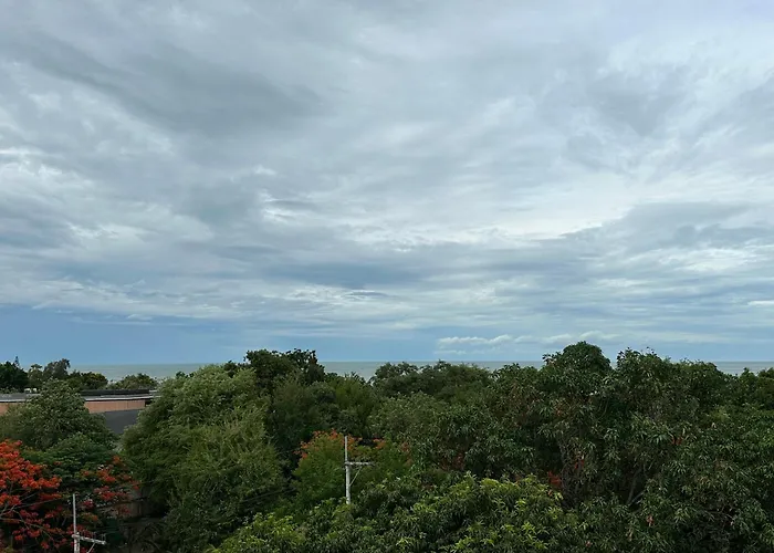 Thipurai Beach Hotel Hua Hin