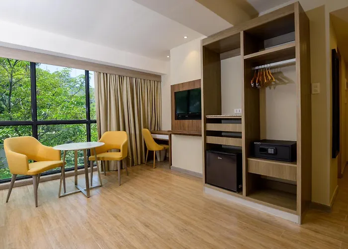 Surestay Plus By Best Western Cebu City