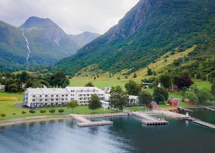 Rosendal Fjordhotel