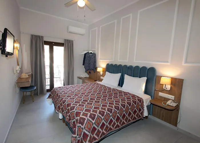 Paradise Hotel Parga