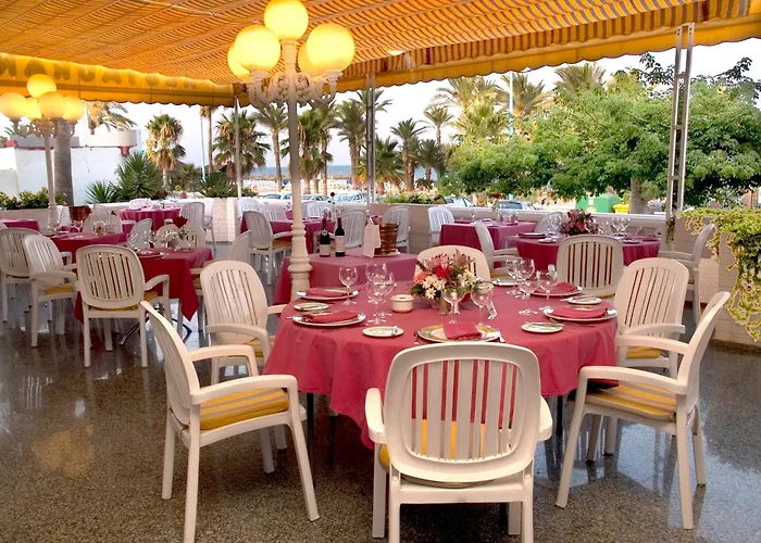 HotellApartamentos Bajondillo