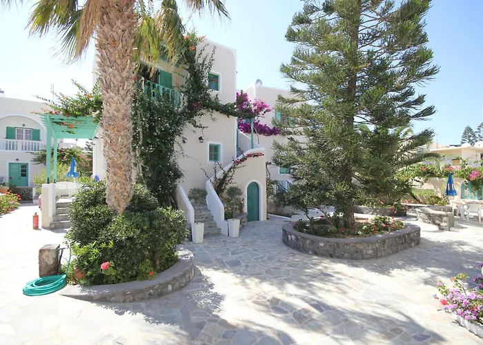 Joanna Villas Kamári