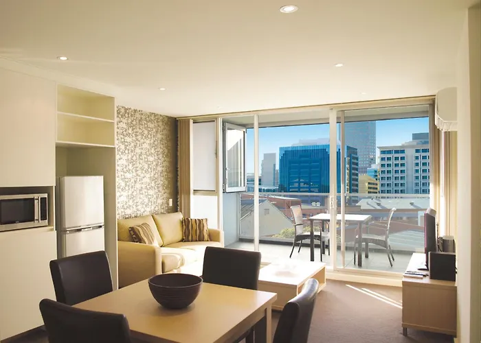 iStay Precinct Adelaide