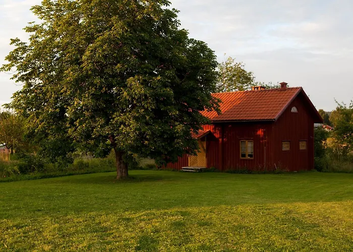 Sahlstroemsgarden Guest House Torsby