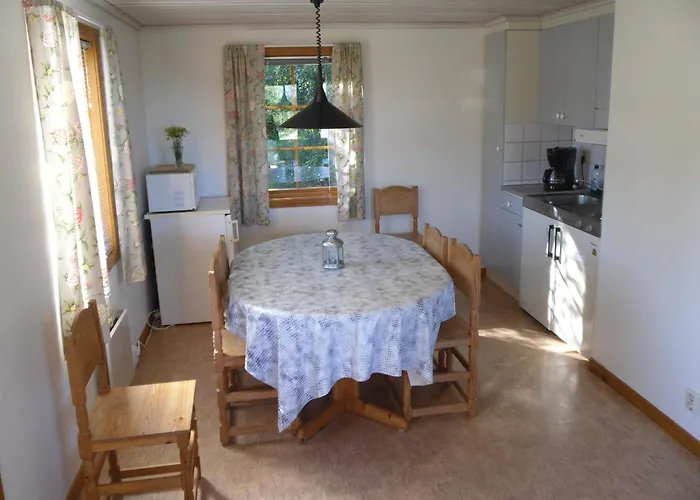 Kustladan i Höga kusten, rum och stugor Ullanger