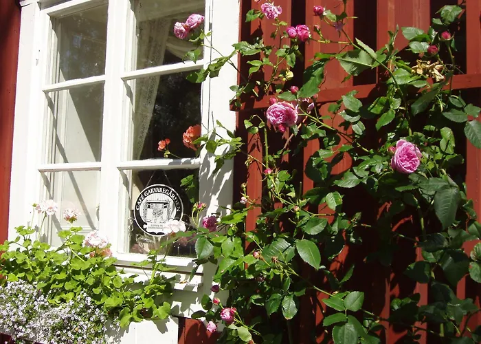 Garvaregården Hotel , B&B och Café Askersund