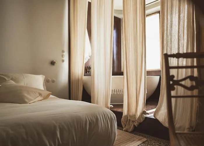 Mona Athens Hotell