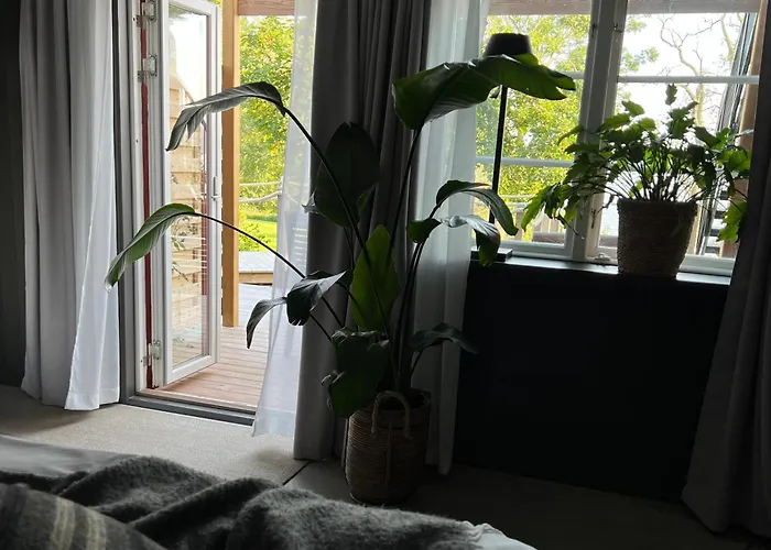 Sund Nergarden Hotell Vagnhärad