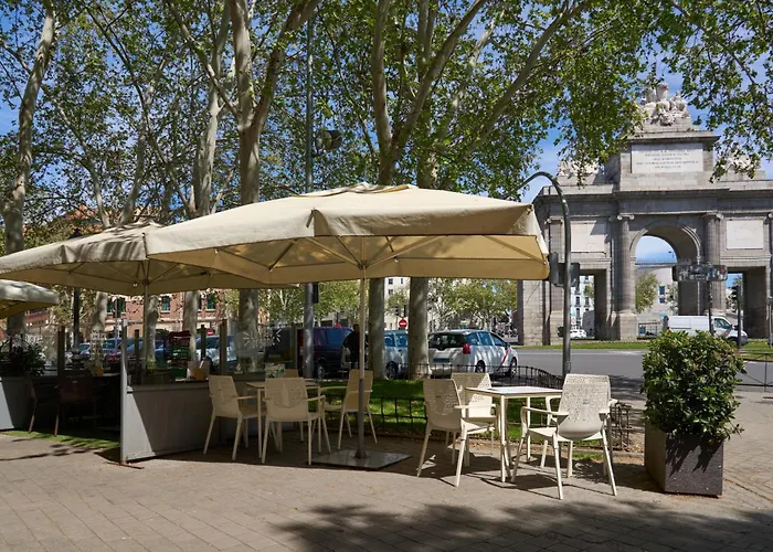 Hotel Puerta De Toledo Madrid