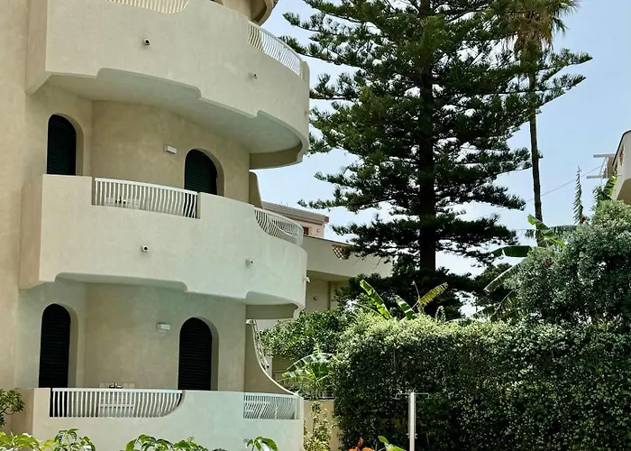 Villa Nettuno Residence Giardini Naxos