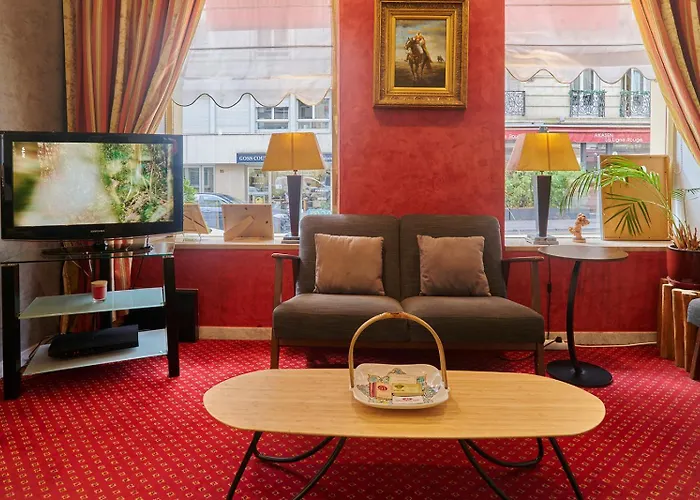 Hotel Poussin Paris