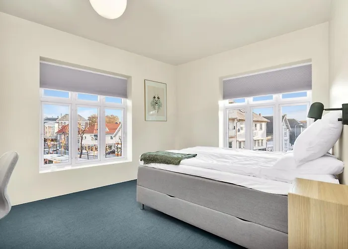 Central Guest House - Bedroom With En Suite Bathroom Stavanger