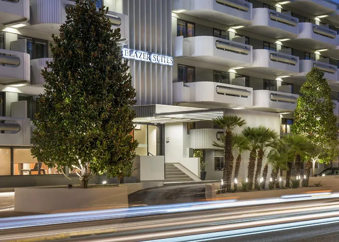 Blazer Suites Hotel Aten