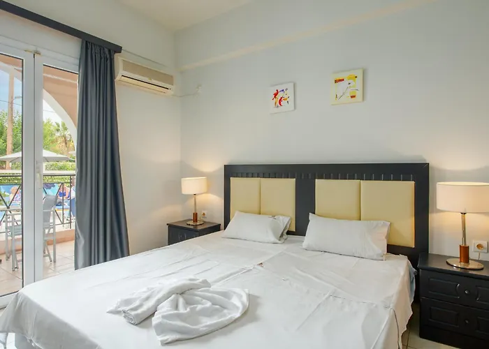 Apollon Hotell Plános