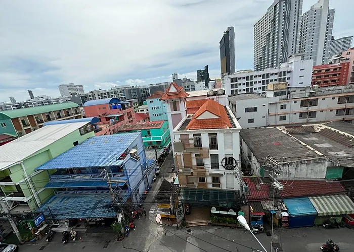 Sutus Court 1 Hotell Pattaya