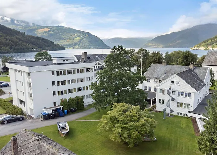 Kinsarvik Fjordhotel, BW Signature Collection